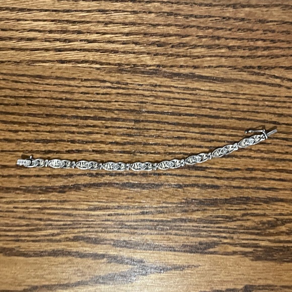 Vintage Sterling Silver & Lapis Bracelet - Picture 4 of 5